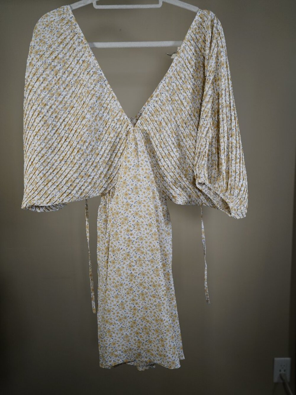 Entro L Yellow Floral Puff Sleeve Romantic Mini Dress